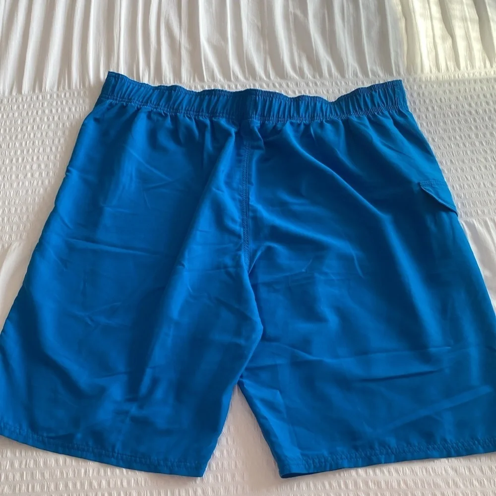Men’s Oakley royal blue swim trunks/ board shorts size 38